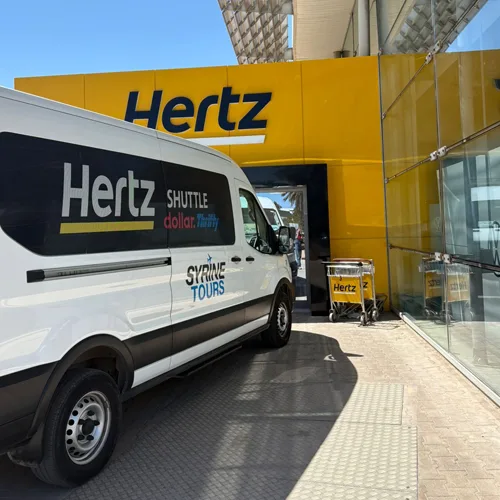 Arriver à Tunis-Carthage : comment fonctionne le service Meet & Greet de Hertz